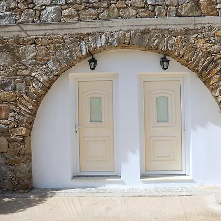 Peter's Estudios Ornos (Mykonos)